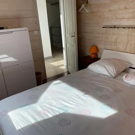 L'ile De Re Les Trois Moulins Guest house